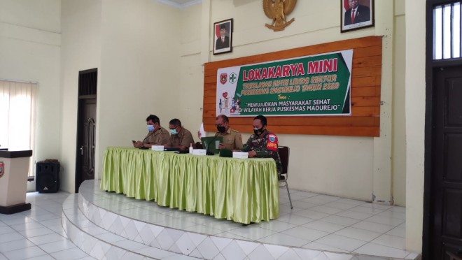 Lokakarya Mini Lintas Sektor Puskesmas di Kecamatan Arsel